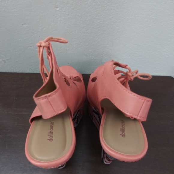 Dollhouse Peep Toe Platform Wedges - Picture 5 of 6